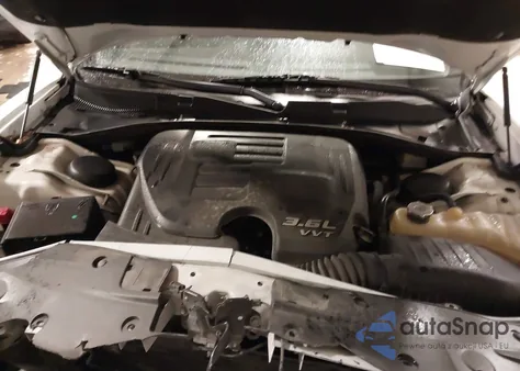 2019 Dodge Charger Sxt z USA, uszkodzony, nr VIN 2C3CDXBG6KH692255